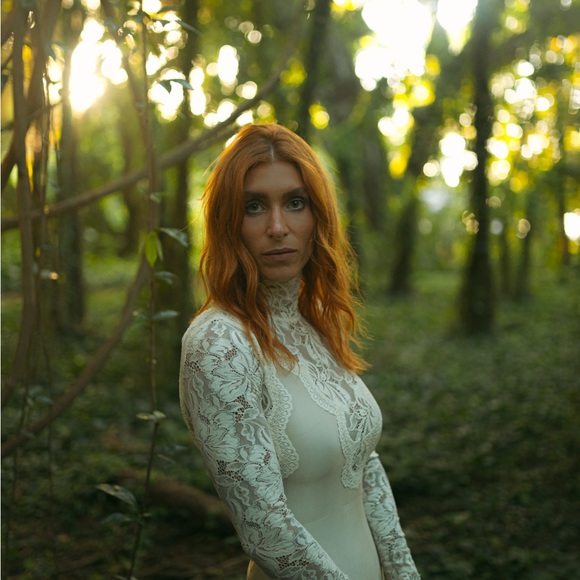 Elegant Ivory Lace Long Dress - Picture 10 of 11